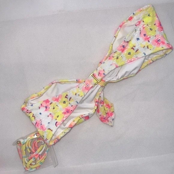 NWT Victoria’s Secret Bandeau Bikini Top size Med with removable straps - Picture 2 of 8